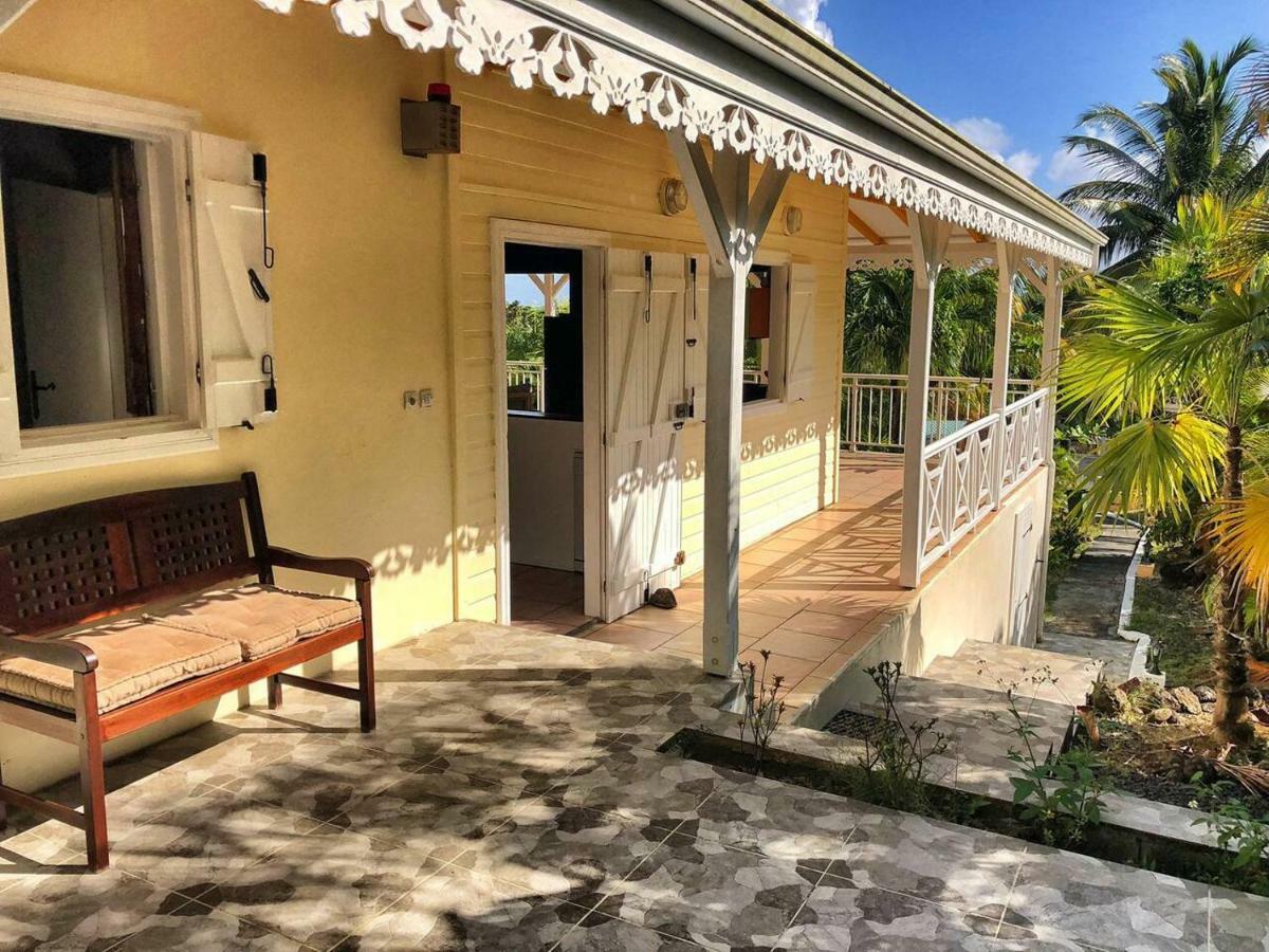 Cajou. Royal. Villa Deshaies